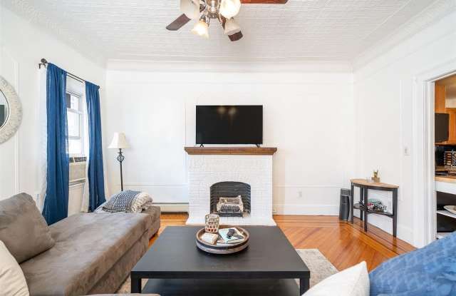 516 ADAMS ST photos photos