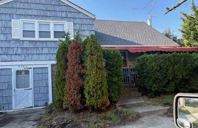 8105 Monmouth Ave photos photos