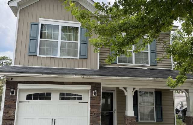 372 Eagle Feather Loop photos photos
