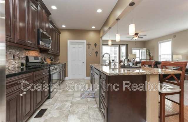 1363 Eagle Avenue - 1363 Eagle Avenue, Norfolk, VA 23518