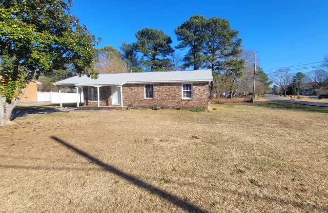 3br Ranch home on large lot photos photos