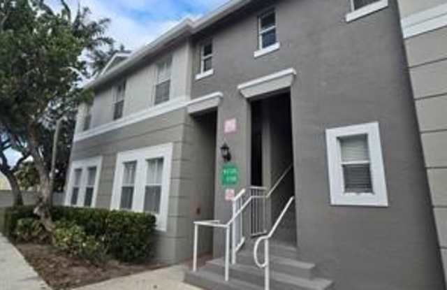 2128 Shoma Drive unit: 2128 photos photos