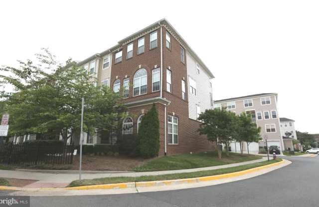 14219-A SAINT GERMAIN Drive unit: 17 photos photos 14219-A SAINT GERMAIN Drive unit: 17 photos photos