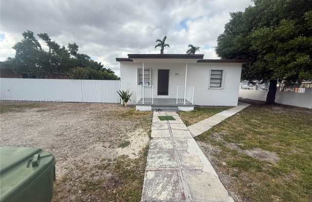201 W 18th St - 201 West 18th Street, Hialeah, FL 33010 201 W 18th St - 201 West 18th Street, Hialeah, FL 33010