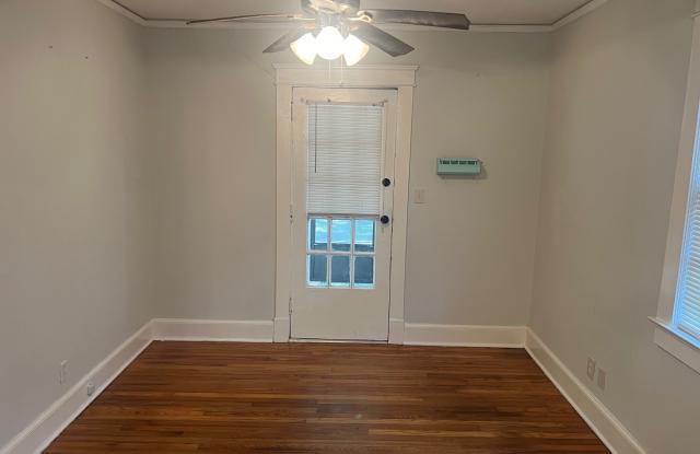 201 Arlington Road Gallery 4