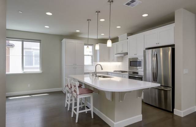 316 Santa Diana Ter Gallery 3