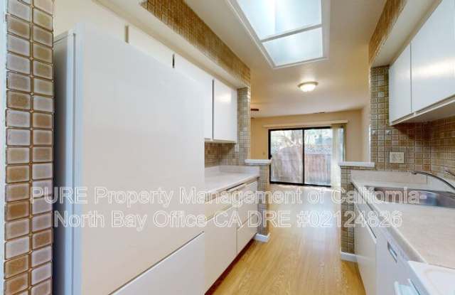 1887 Windmill Circle - 1887 Windmill Circle, Santa Rosa, CA 95403