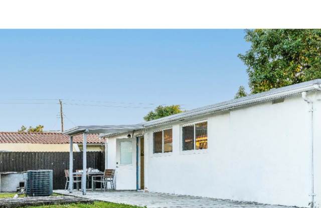 2162 Nw 18th Terrace Gallery 2
