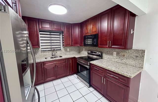 2925 W 80th St photos photos