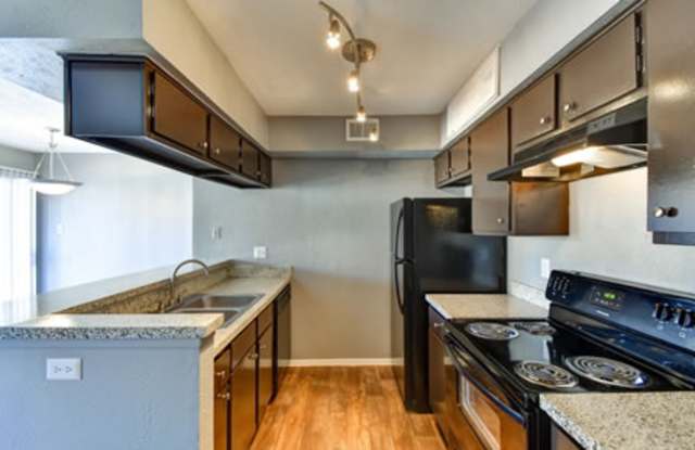 Pleasant Creek Apartments photos photos