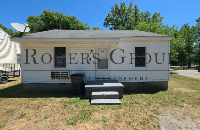 ***$500 Rent Credit Special*** - Homes for rent in Henderson NC - 904 Burr Street - Schedule Showing Online at www.rentnc.net photos photos