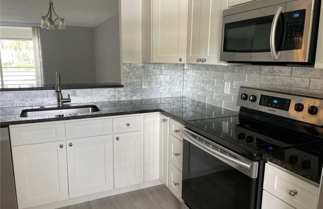 805 Cypress Blvd photos photos