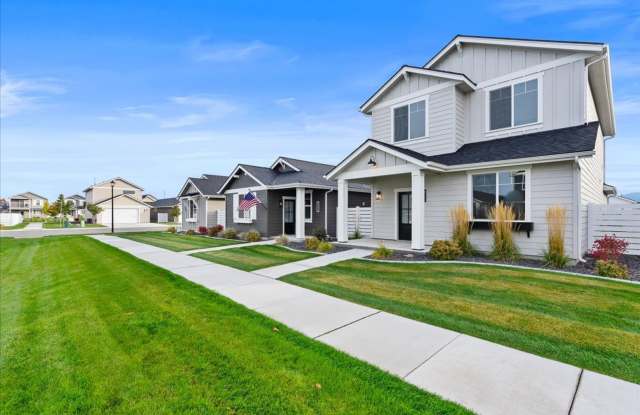 Spacious Two-Story Single-Family Home Gallery 3