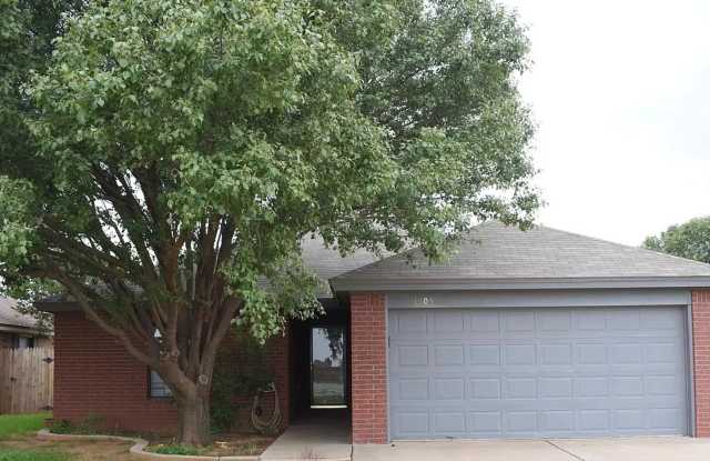 Coming Soon!  Awesome 2 Bedroom Home in South Lubbock! photos photos