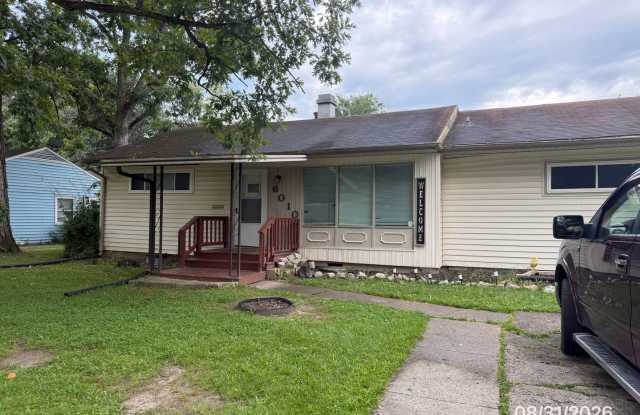 6010 Southcrest Rd- SPACIOUS 3 bedroom Home W/Central Air! *Upcoming* (NOT YET SHOWABLE) Gallery 1