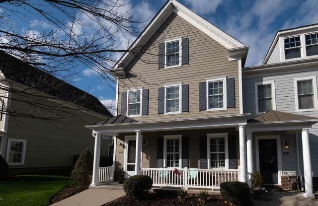 US OPEN Rental: Modernistic townhome close to all of the action. Sleeps up to 6 - 221 3rd Street, Oakmont, PA 15139 US OPEN Rental: Modernistic townhome close to all of the action. Sleeps up to 6 - 221 3rd Street, Oakmont, PA 15139