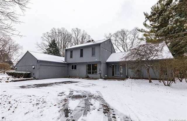6247 WILLOW Court - 6247 Willow Court, Oakland County, MI 48324