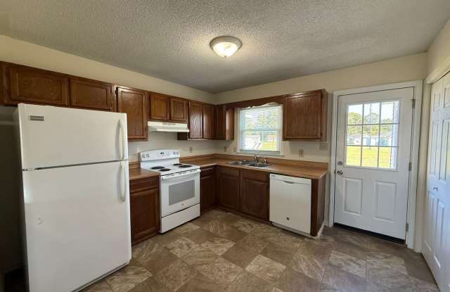 2 bedroom, 1 bath duplex Gallery 3