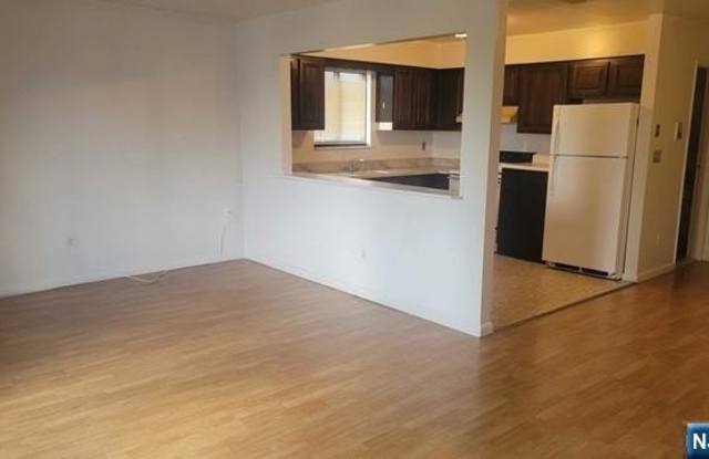 181 Palisade Avenue Gallery 3