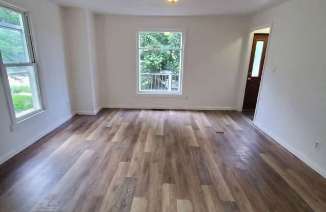 3 Bedroom Single Family Gallery 3