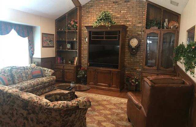 8943 Sandy Road Gallery 4