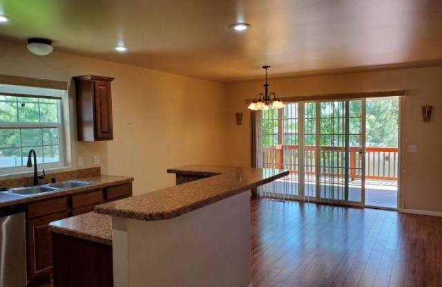3477 Lucky Penny Lane Gallery 4