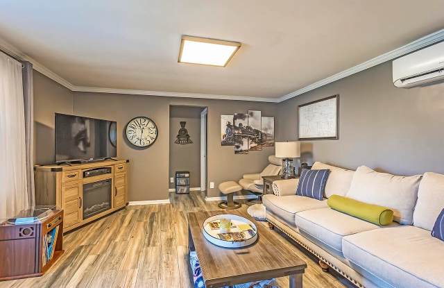 2402 Rodney Drive Gallery 2
