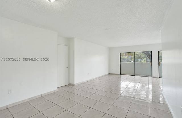 5700 SW 127th Ave Gallery 4