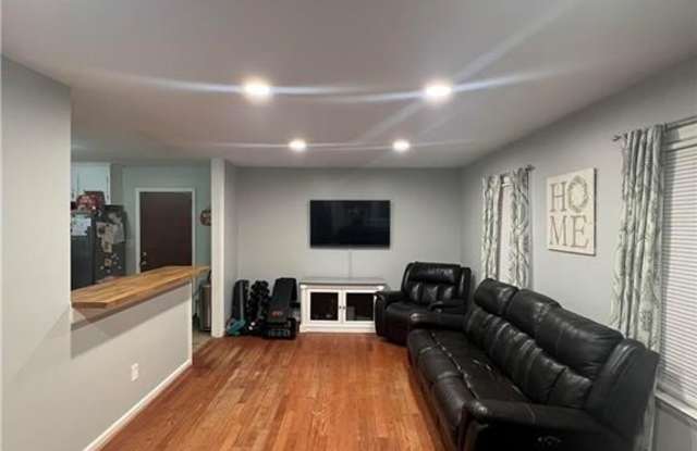 191 Lori Circle Gallery 2