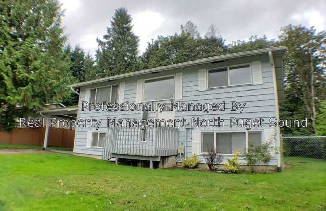 12399 105th Pl NE - 12399 105th Place Northeast, Kirkland, WA 98034