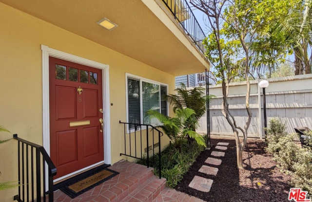 224 Bicknell Ave photos photos