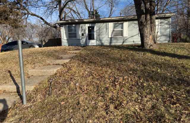 2611 S 48th Terr photos photos 2611 S 48th Terr photos photos