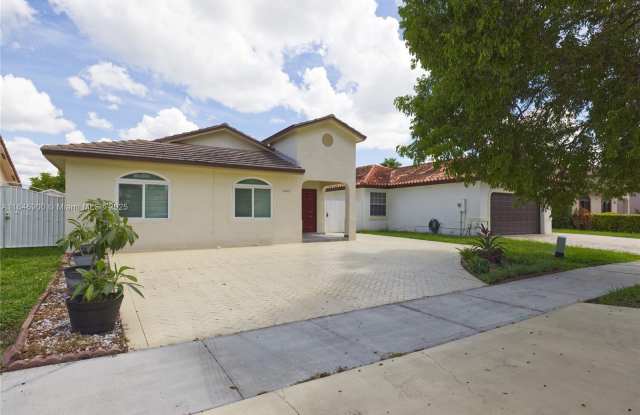 14947 SW 36th Ter photos photos