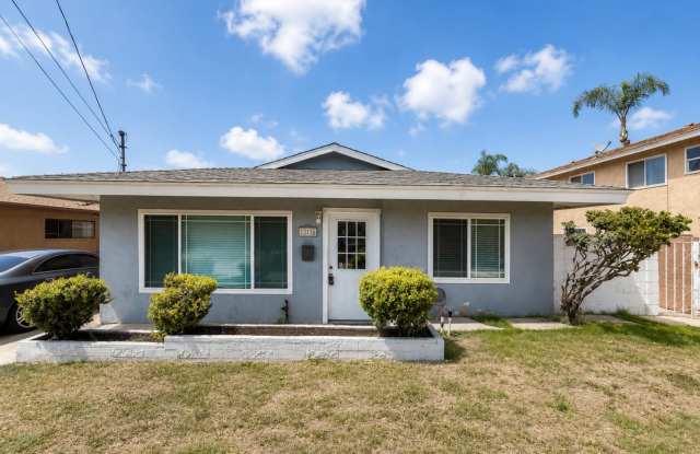 Spacious 3BR / 2BA + Bonus Room Home in Imperial Beach photos photos