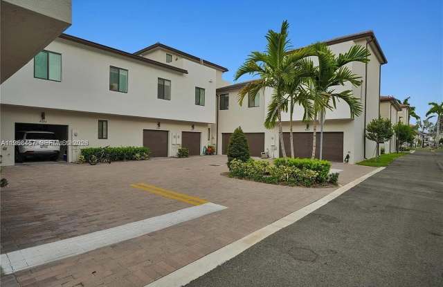 4680 NW 83rd Pkwy photos photos