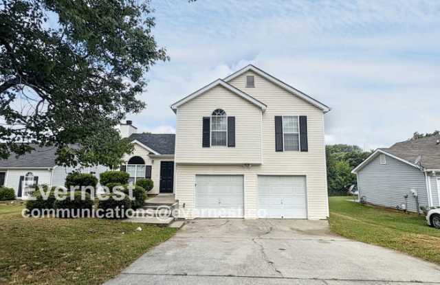 551 Eagles Crossing Circle - 551 Eagles Crossing Circle, Clayton County, GA 30274