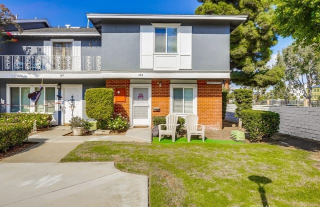 105 Lexington Lane - 105 Lexington Lane, Costa Mesa, CA 92626