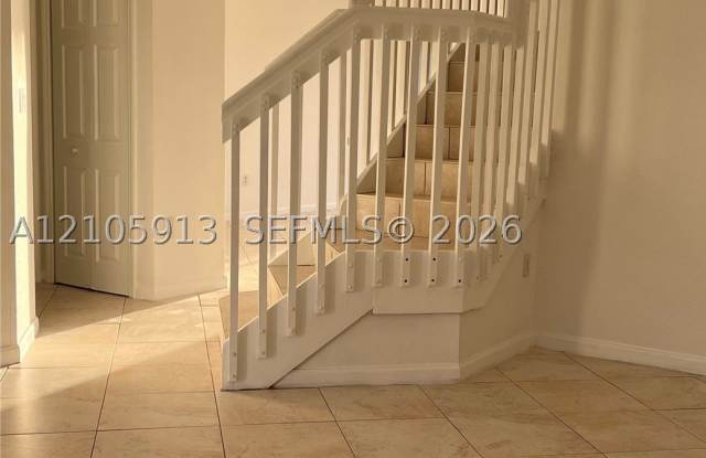6316 SW 165th Pl Gallery 2