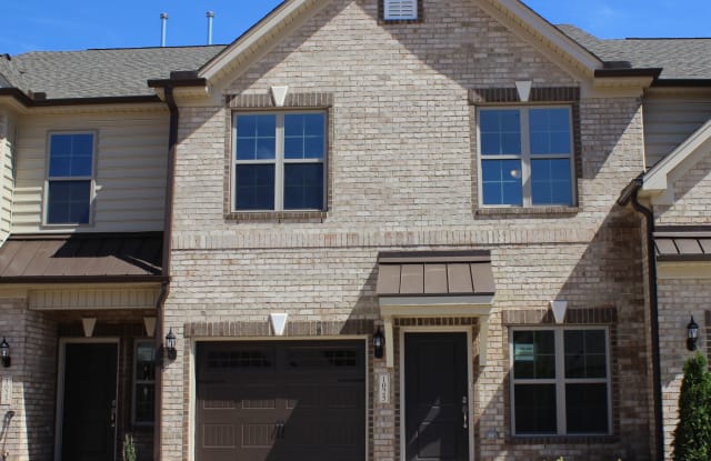 1025 Beechcraft Dr - 1025 Beechcraft Dr, Alamance County, NC 27302