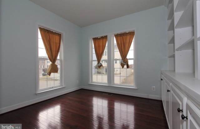122 GREAT LAUREL SQUARE SE Gallery 4