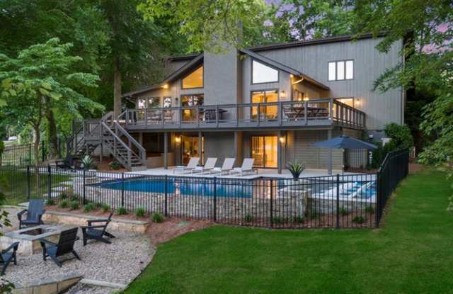 3529 Niblick Court Gallery 2