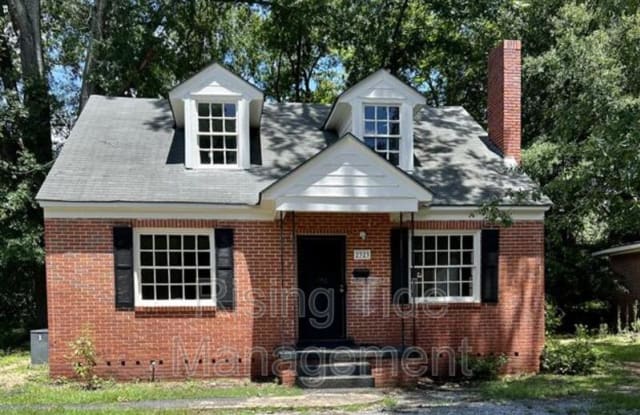 2323 E 4th St photos photos