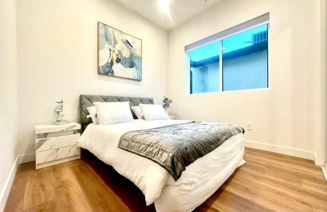 22951 Valerio St Gallery 3