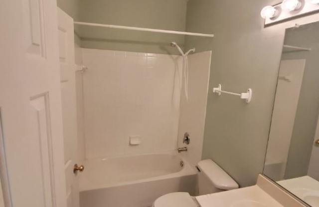 5206 Maries Retreat Dr Gallery 2