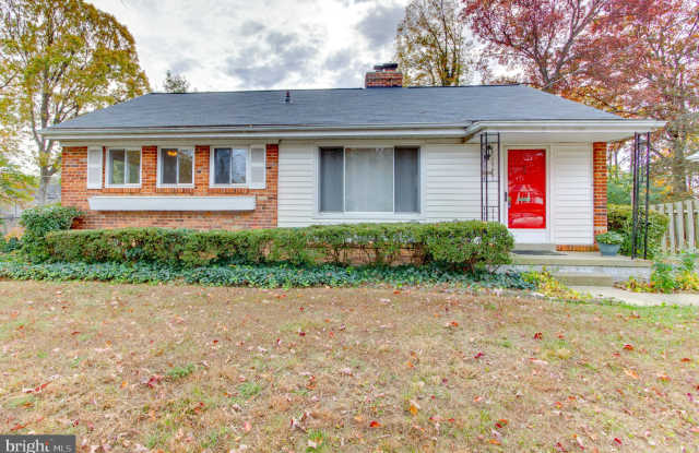 10809 WOODLAND DRIVE Gallery 3