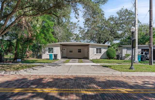 225 S SUMMERLIN Avenue Gallery 3