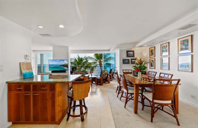 Kaimana Views by Gather: Stunning Ocean & Park Views Gallery 3