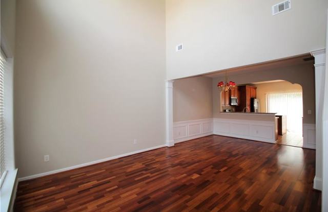 4909 Falling Water Terrace Gallery 3