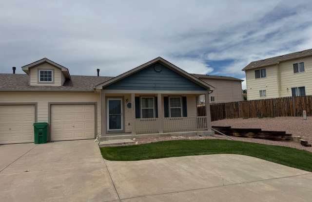 ALL PROSPECTIVE TENANTS MUST SUBMIT A $58 NON-REFUNDABLE APPLICATION FEE PER APPLICANT ONLINE AND BE PRE-QUALIFIED PRIOR TO ANY SHOWINGS photos photos