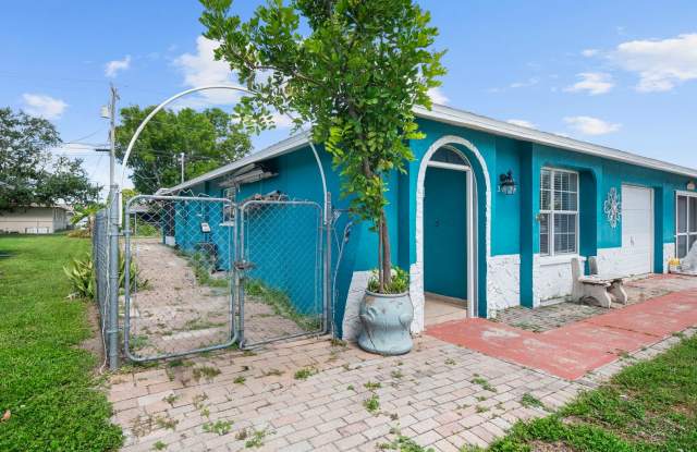 Beautiful 2-bedroom, 2-bathroom apartment in Cape Coral Gallery 3